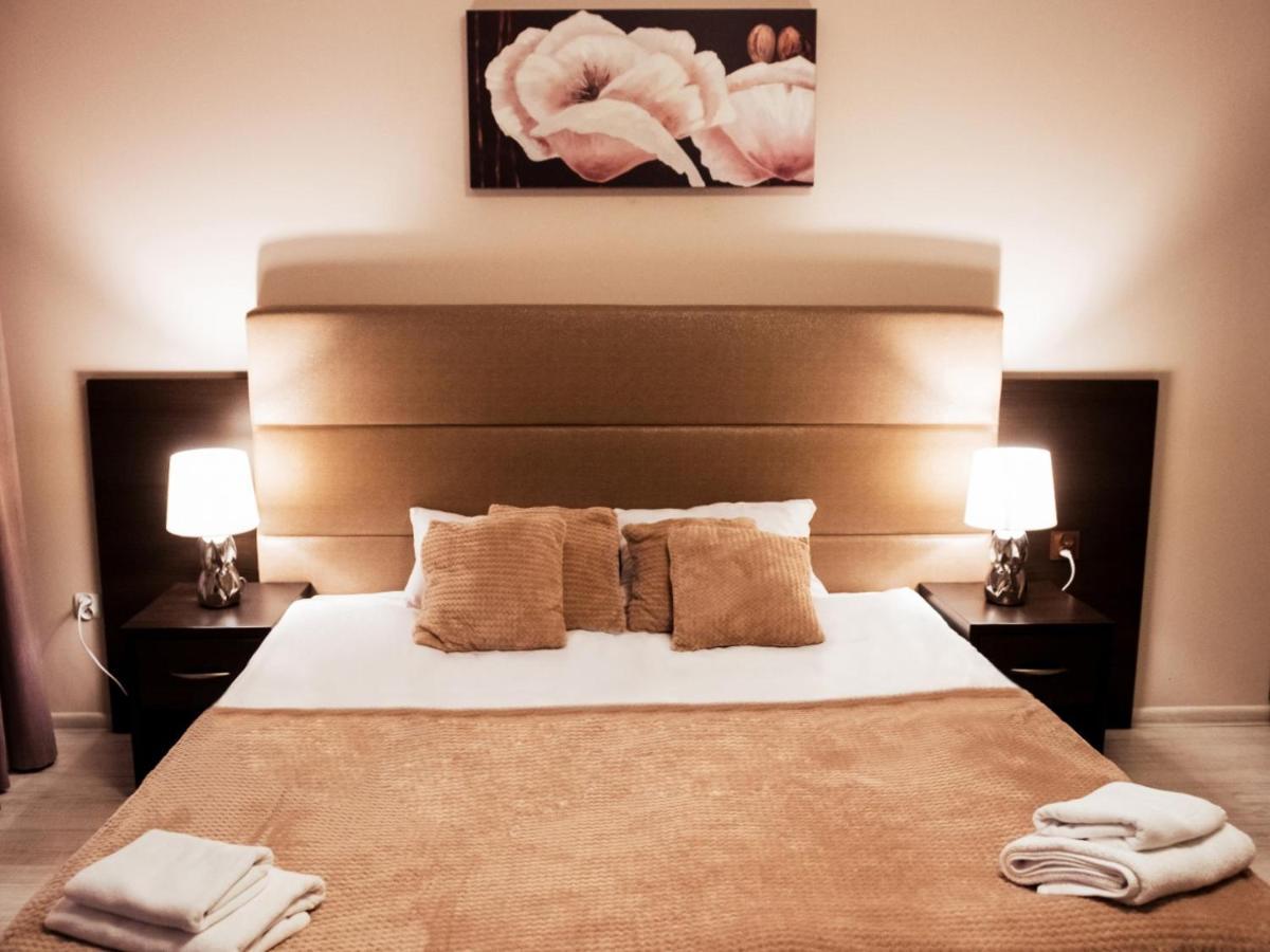 Hotel Feniks Gniezno Kültér fotó
