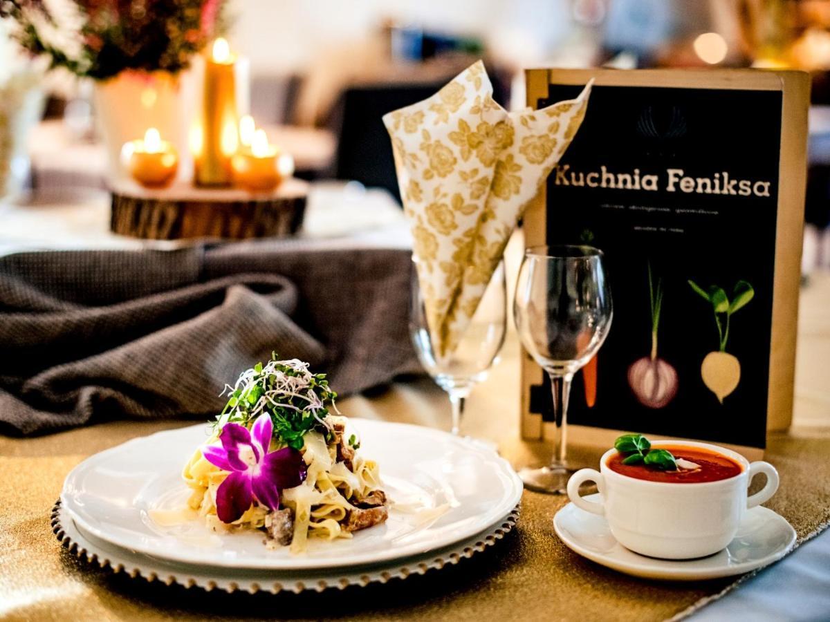 Hotel Feniks Gniezno Kültér fotó