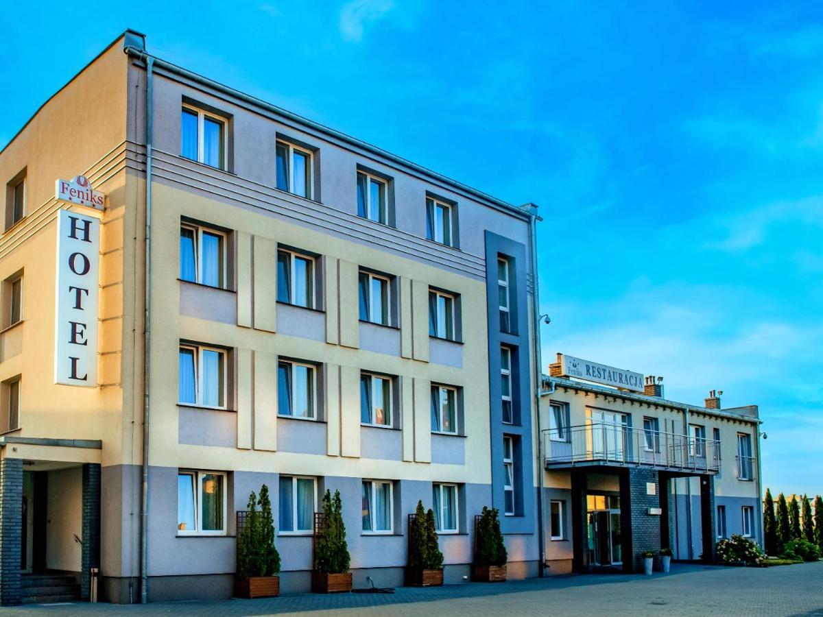 Hotel Feniks Gniezno Kültér fotó