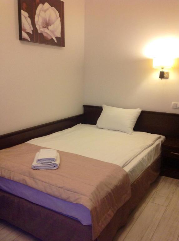 Hotel Feniks Gniezno Kültér fotó